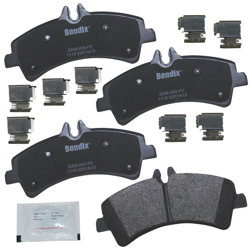 Bendix Priority1 Cfm1318 Semi-Metallic Rear Brake Pads For Select Models Dodge Sprinter 3500 Freightliner Mercedes-Benz Sprinter Volkswagen Crafter 887243240680