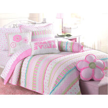 Conjunto de Cama Reversível em Algodão 100% com Rendas e Poás Rosa - Twin