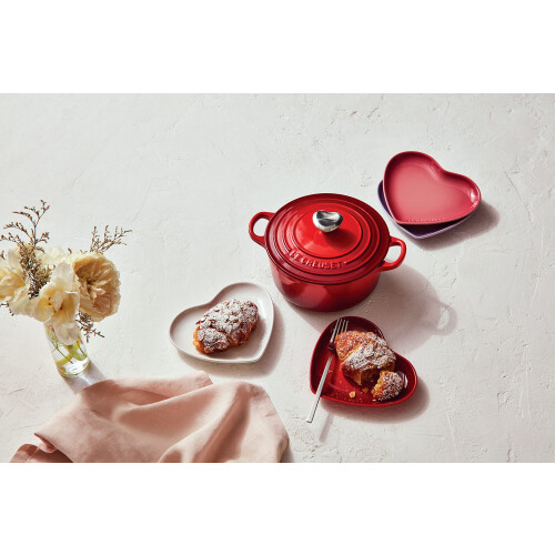 Le Creuset Le Creuset Cerise Πηρούνι Σχήματος Καρδιάς, 5.25" 1