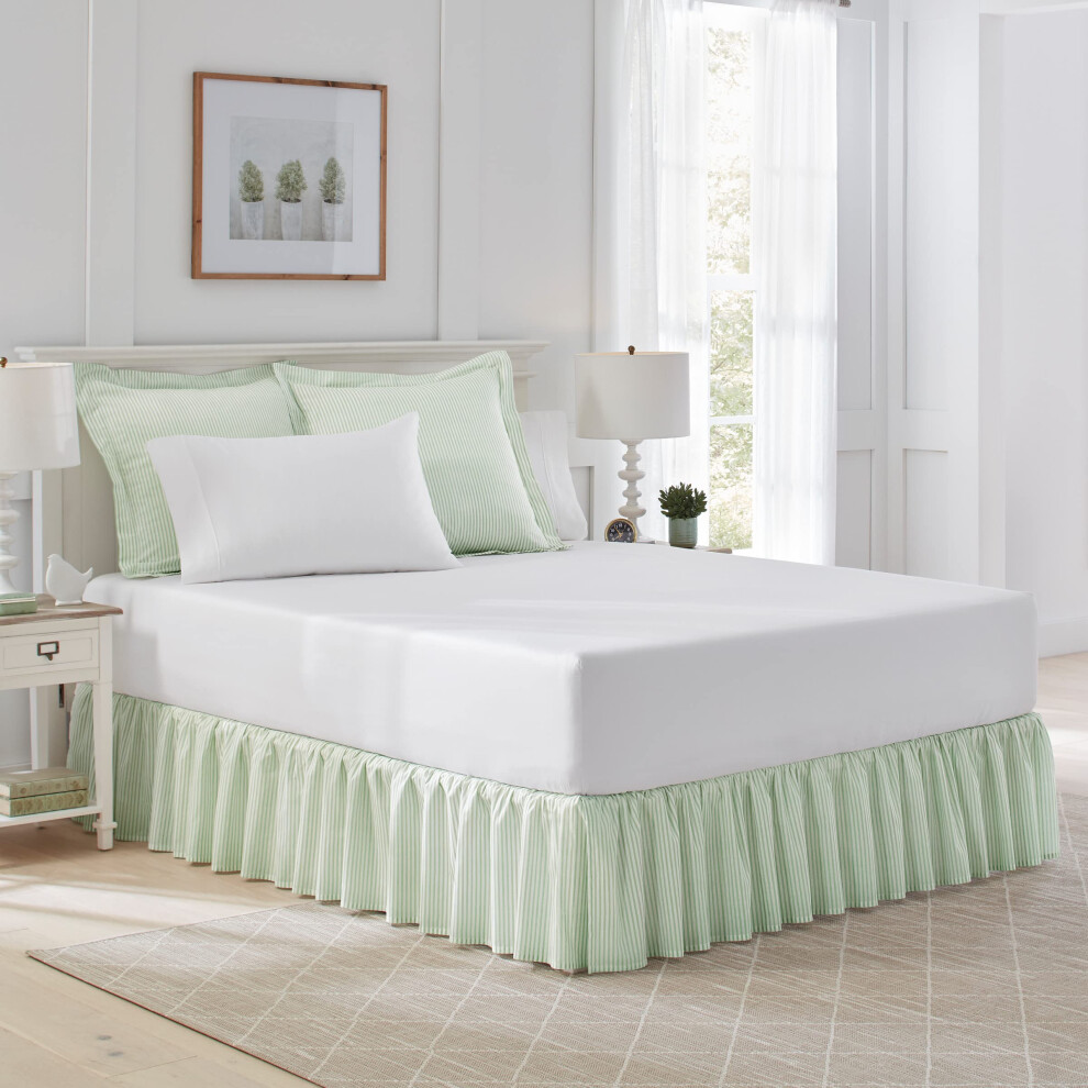 Laura Ashley Home - Jupe de lit     volants en coton, l   g   re et classique (Ticking Stripe Green Twin)