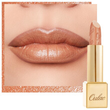 Oulac Matte lippenstift met metallic glans Comfortabele romige textuur Glad, geen korrelig gevoel Veganistisch en glutenvrij Volledig dekkende lipkle