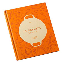 Le Creuset Cookbook Orange Edition, 8,75 11 tum, 80+ tidlösa franska recept och praktiska matlagningstekniker