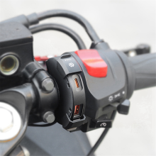 QC3.0 Motorrad-USB-Ladegerät 30W USB-Schnellladegerät
