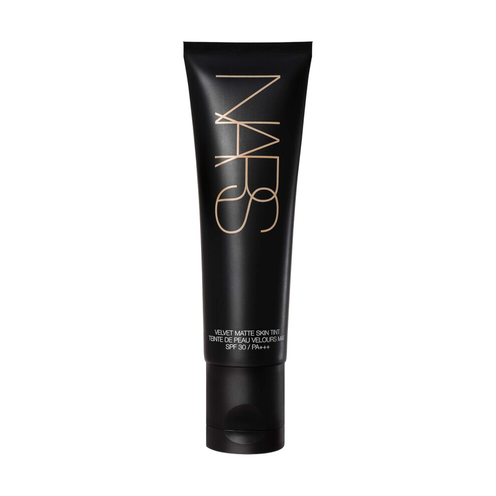 NARS Velvet Matte Skin Tint in Groenland  Light 3 LightMedium with Neutral Peachy Pink Undertone  Full Size 17 ounces Original  Sans SPF