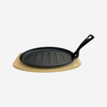 Sizzle Platter Cast Iron, Oval, with Light Wood Undertray & Handle