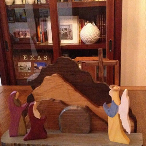 Easter Resurrection Wooden Cross Nativity Set - Religious Decor for Easter Celebration 1