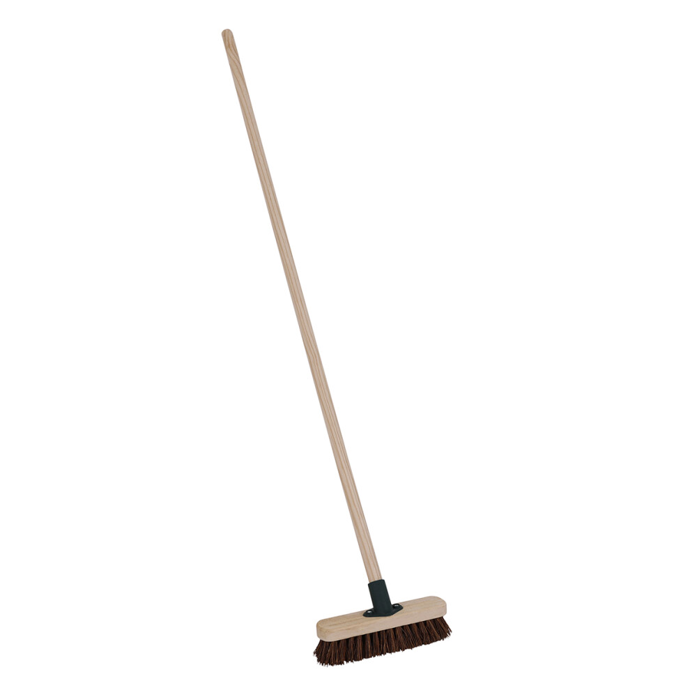CHARLES BENTLEY Deck Scrub Brush, Outdoor Broom, Bassine Bristles, 4ft Handle, Wooden Handle, 9 Inch Brush, Garden, Patio, Decking, Durable
