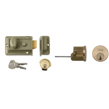 Yale P-77-ENB-PB-60 Traditional Nightlatch, Standard Security, Nickel Finish/Brass Cylinder, 60 mm Backset & P-6KP1109-PB Replacement Rim Cylinder, Su