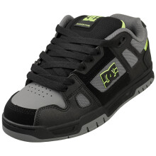 (7) DC Shoes Stag Mens Skate Trainers in Black Grey