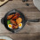 Living And Home Round Cast Iron Skillet Frying Pan with Handle 2