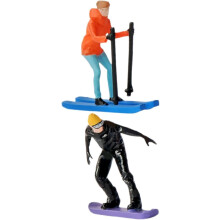 2pcs 1:64 Scale Ski Figurines Macro Photography Props Hand Painted Skiing Models for Collectors