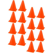 18 cm oranssit minikartiot luistelujalkapallon esteradalle 16 kpl Setti Tukevat muoviset harjoituskartiot Erinomainen näkyvyys