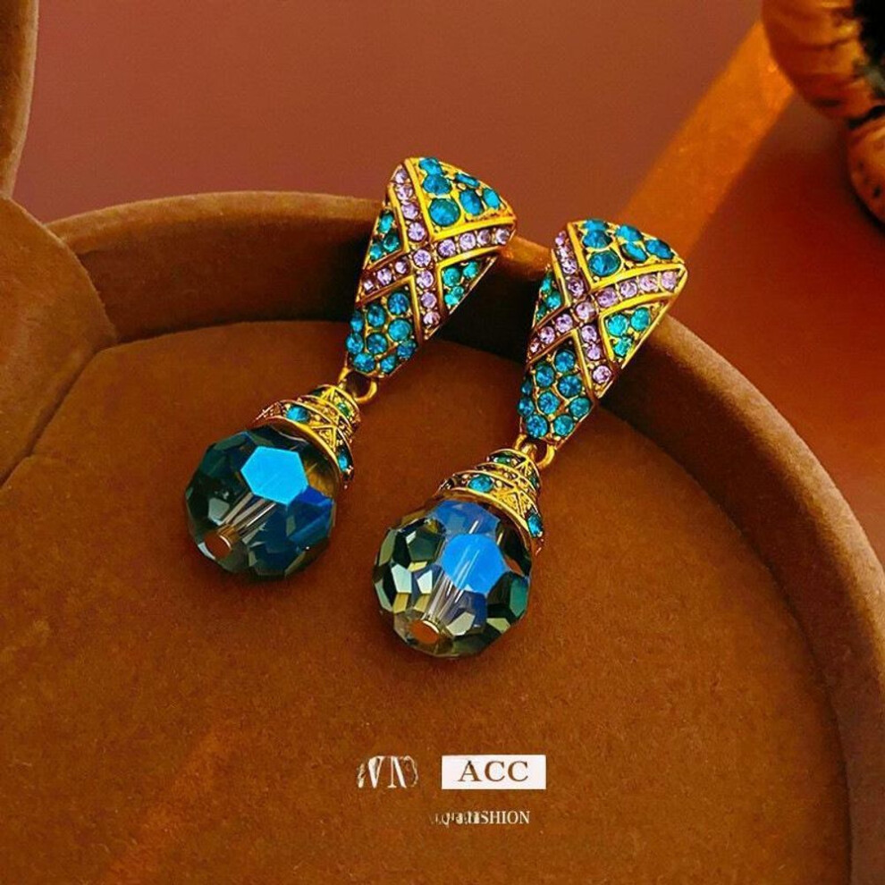(blue, Silver Needle) Vintage Diamond-Studded Blue Crystal Ear Clips: Stylish, Versatile, Light Luxury Earrings.