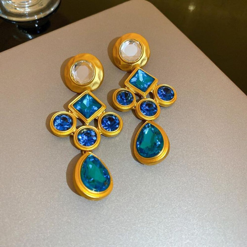 (as the picture, Diamond Circle Square Drop Earrings) Vintage Diamond-Studded Blue Crystal Ear Clips: Stylish, Versatile, Light Luxury Earrings.