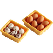 Miniatuur eiermodellen met eierdozen voor poppenhuisdecoratie