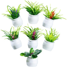 Caja de 7 mini tallos artificiales de eucalipto, plantas en maceta de imitación de eucalipto para decoración de bonsáis en miniatura.
