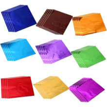 Papel de aluminio dorado de 9 x 9 cm, 900 unidades, versátil para envolver chocolates y regalos de fiesta.