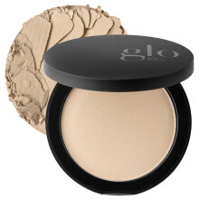 Podkladov make-up Glo Skin Beauty Pressed Base Powder Base (Golden LEight)  bezchybn kryt pro zriv prirozen vzhled druh pleti