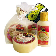 Hawaii Bubble Shack Loofah S?be & Body Lotion Duo Gaves?t Pikake Lei