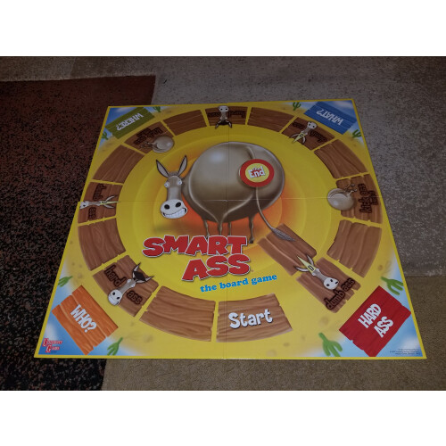 University Games New Smart Ass Trivia Board Game 2