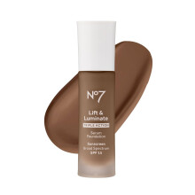 No7 Lift & Luminate Fondotinta Tripla Azione - Umber - Fondotinta Liquido con SPF 15