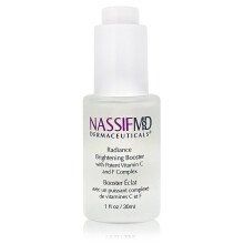 NassifMD Radiance Booster Vitaminas C para el rostro Suero iluminador Eliminador de manchas oscuras Vitamina C con Omega-3 y aceite de escualeno