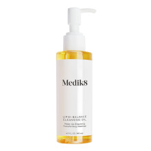 Medik8 Lipid-Balance Cleansing Oil - Purifies and Revitalizes Your Skin - Dissolves Impurities for Refreshing Feel - Reveals Radiant Complexion withou