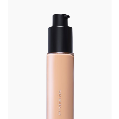 MAKE Beauty - Diffusion Dew - Radiant Skin Tint (Tan 06) 1