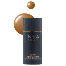 INIKA Organic Serum Foundation kzepestol teljes fedokpessgu, msodik borrzetet biztost borpol sszetevokkel titatva, amely 100%-ban termszet