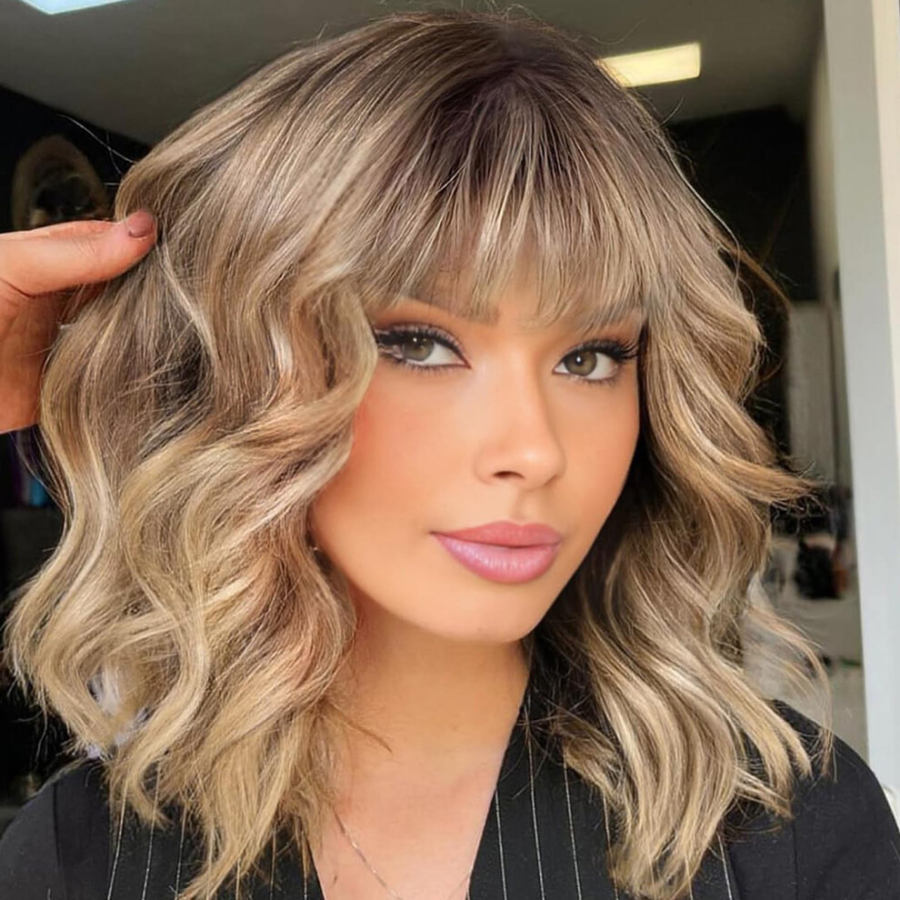 Werd Unisex Not,Specified Short Ombre Blonde Wavy Wig For Women Wavy Bob Wig With Bangs Natural Looking Synthetic Heat Resistant Dirty Blonde Hair For Colorful Cosplay