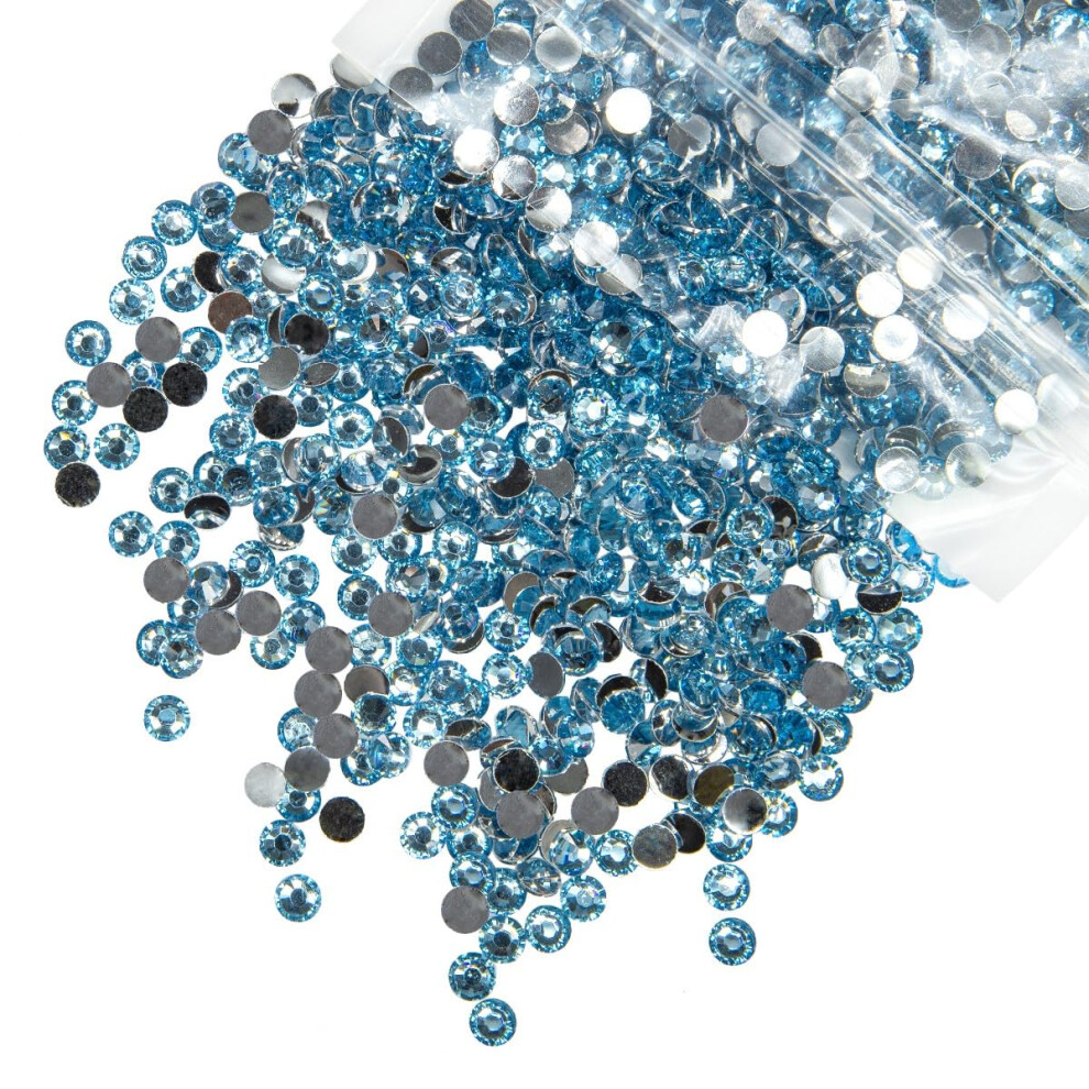 Qiipii 5300 St?Ck 3 Mm Kristallhellblaue Harz-Strasssteine Zum Basteln, Flache R?Ckseite, Himmelblaue Steine, Gro?Packung SS10, Nicht Hotfix-Diam-image