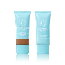 Vier de huid waarin u zich bevindt Foundation Deep + Lit From Within Prep