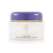 TATCHA Revitalisierende Halscreme | Spendet Feuchtigkeit, gl   ttet und pflegt empfindliche Haut an Hals und Dekollet    50 ml | 1,7 oz