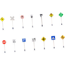 14 stücke Micro Landschaft Zubehör Mini Straße Zeichen Miniatur Verkehrs Barriere Pretend Spielen Straße Zeichen Straße Block Modell