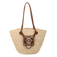 Beach weaving straw tote bag
