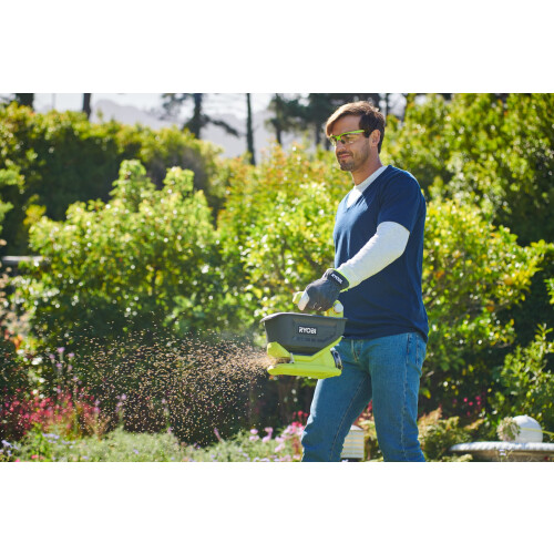 Ryobi Ryobi Cordless Seed Spreader 2