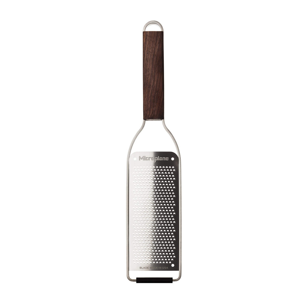 Microplane Kitchen grater Fine for hard cheese, citrus fruits, garlic, chili, cinnamon and nutmeg with stainless steel blades - Made in USA