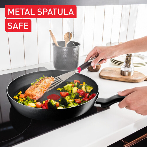 Tefal Tefal Titanium Essential Non-Induction Non-Stick Wok 28cm 2