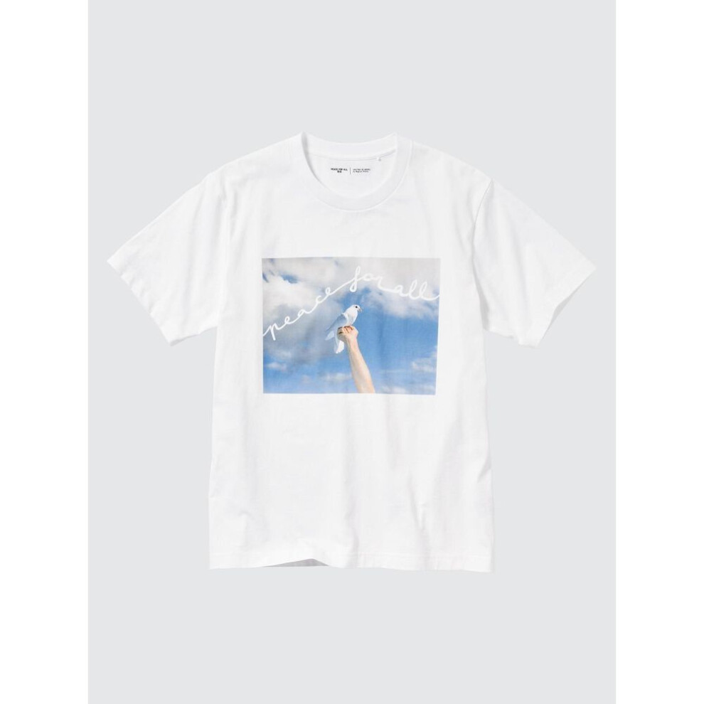 (00 WHITE/XS) Uniqlo Japan Peace For All Graphic T shirT  shorT Sleeve  Regular fiT  chrisTina De miDel Magnum phoTo