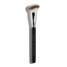 Sigma Beauty F43 bl?d vinklet kindb?rste