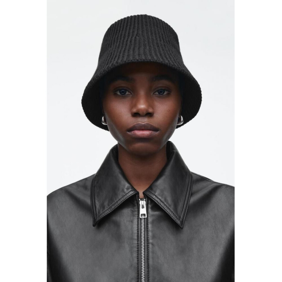 (Black/XS/S) Cos Japan Ribbed Wool Blend Bucket Hat