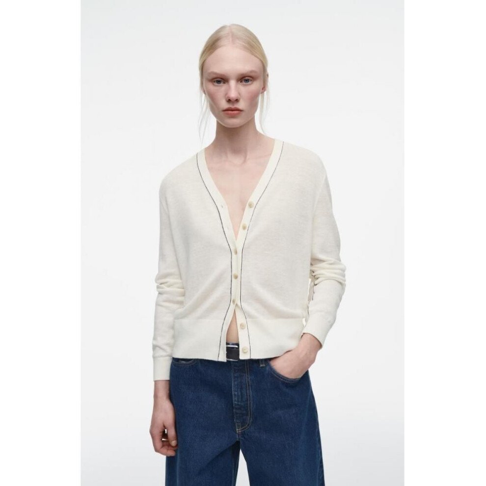(off-white/L) Cos Japan Merino Wool V Neck Cardigan