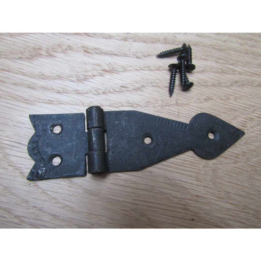 Pair Of Arrow Head Cabinet Hinges Black Wax By Ironmongery World 5057067911799