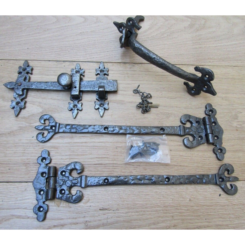 Pair 12" Of Coronet Hinges + 9" Suffolk Latch Antique Iron By Ironmongery World 5057067975258