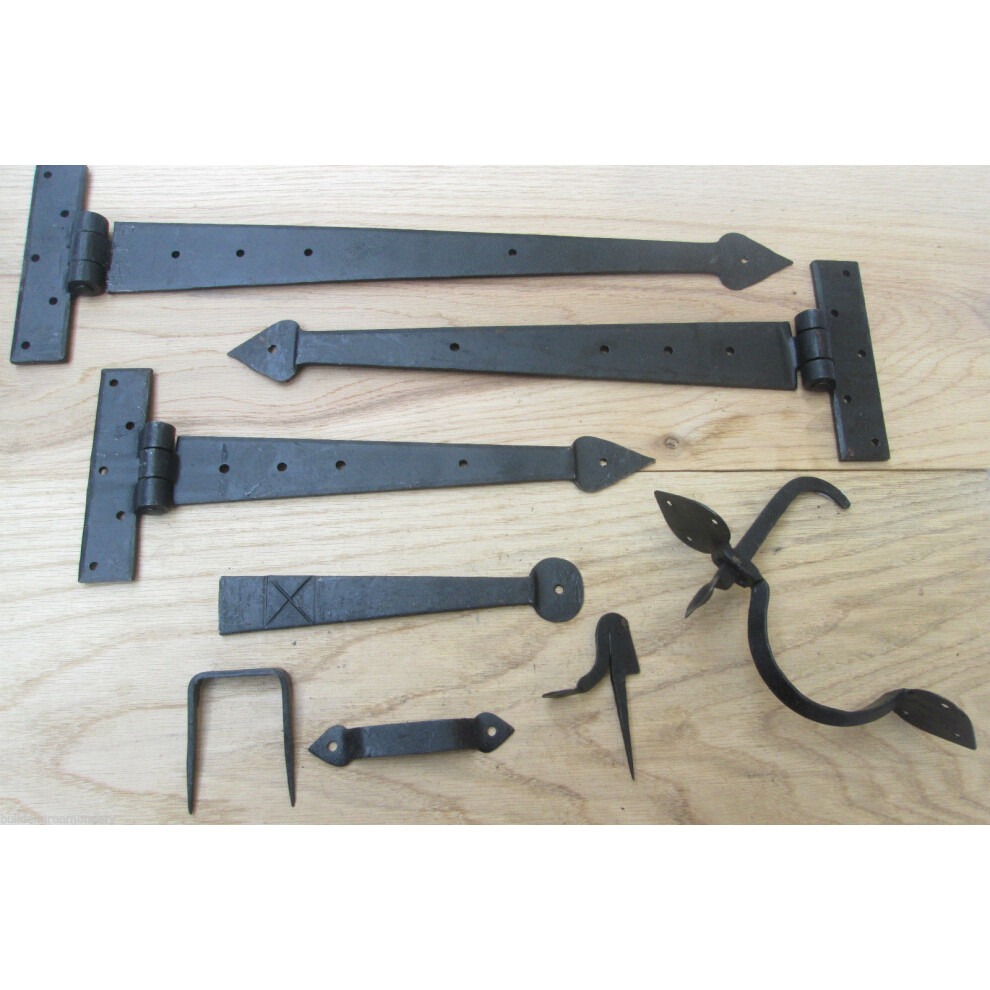 Set Of 12" Spear Head Hinges & Suffolk Latch Black Wax By Ironmongery World 5057067893217