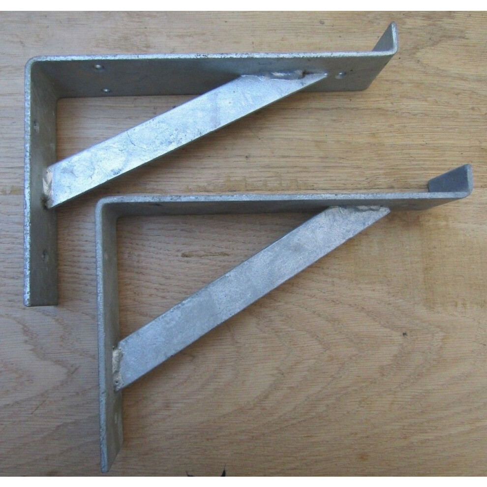 Pair Of Window Lipped Shelf Bracket Galvanised By Ironmongery World 5057067959371