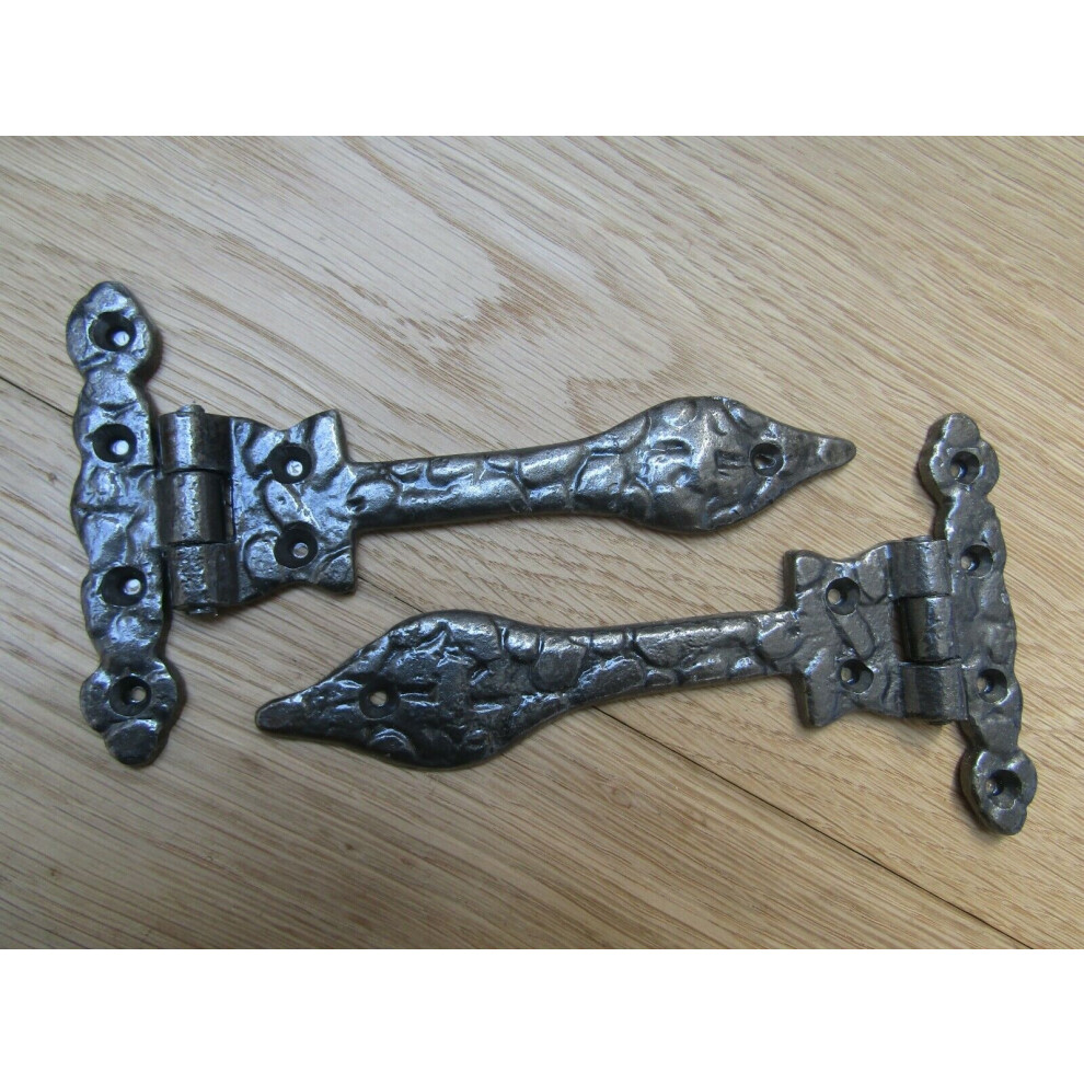 Pair Of 6" Leaf Hinges Antique Iron By Ironmongery World 5057067975210