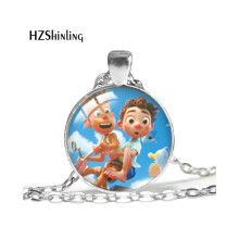 (YXL11) Collana con ciondolo animato "Amicizia" di Luca, elegante, con design geometrico e ciondolo colorato