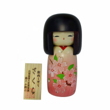 Muñeca Kokeshi Sosaku Usaburo Chica en Kimono con Flores de Cerezo 2013-14 Hecha en Japón