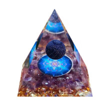 (C) 3D glazen piramide voor meditatie en energieharmonie - QK09